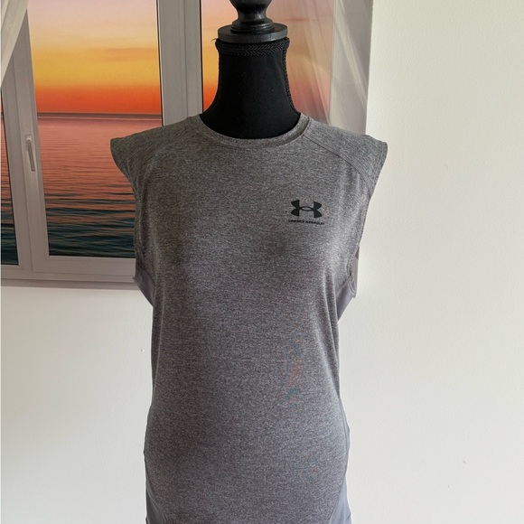 Under Armour Gray Sleeveless Muscle Tee - Picture 1 of 5